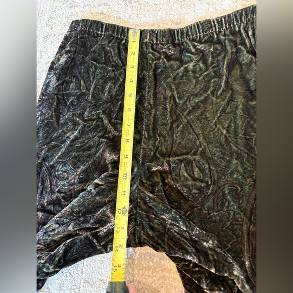 Kate Hill Silk Blend Velvet Paisley Palazzo Pants - Picture 9 of 12